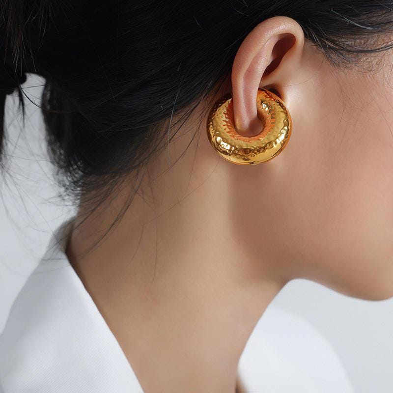 YU Fashions Textured Spiral Ear Bone Non- Piercing Ear Cuff 2 Statement Korean Earrings Pair