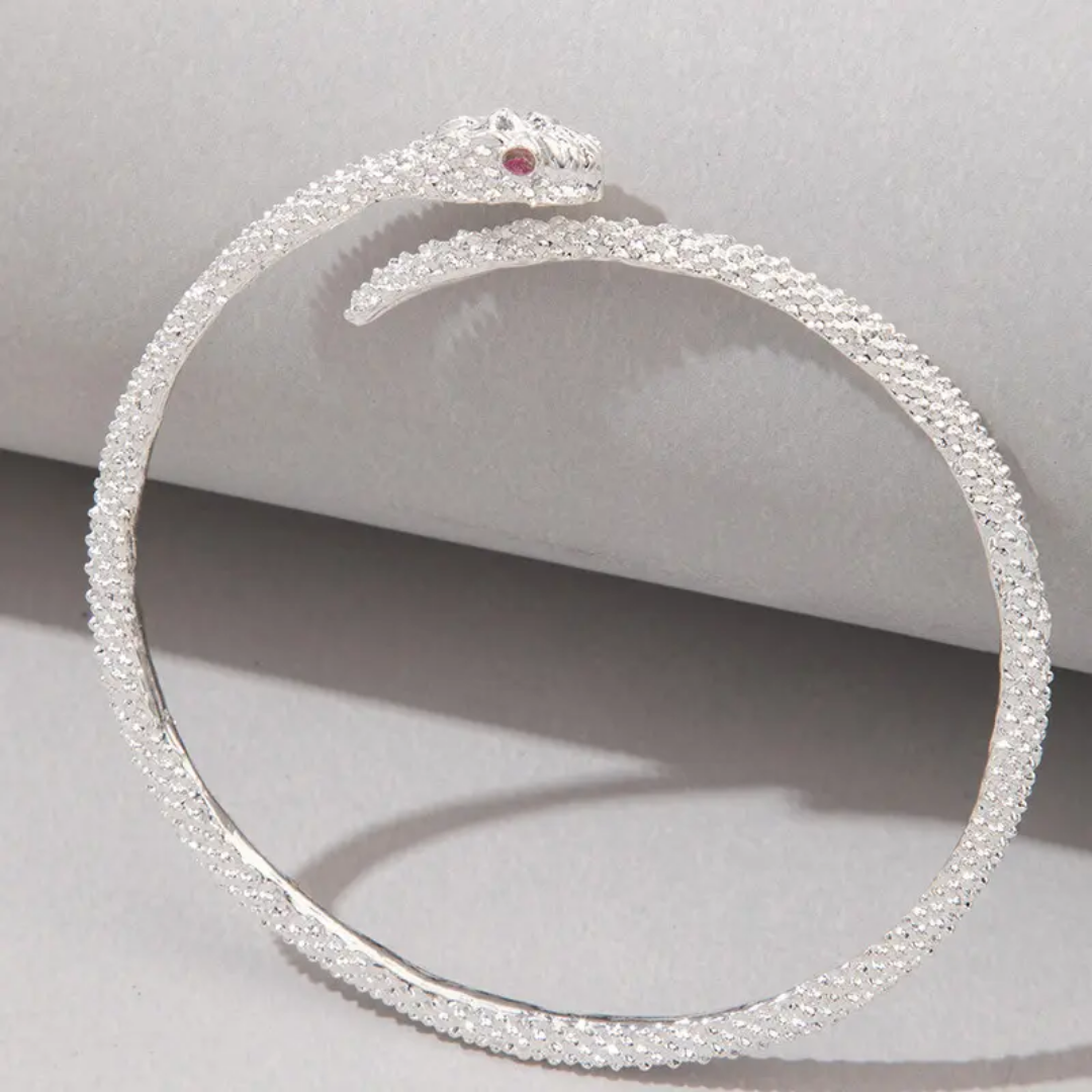 Yu Fashions Silver Snake High Fashion Animal Korean Adjustable Bracelet