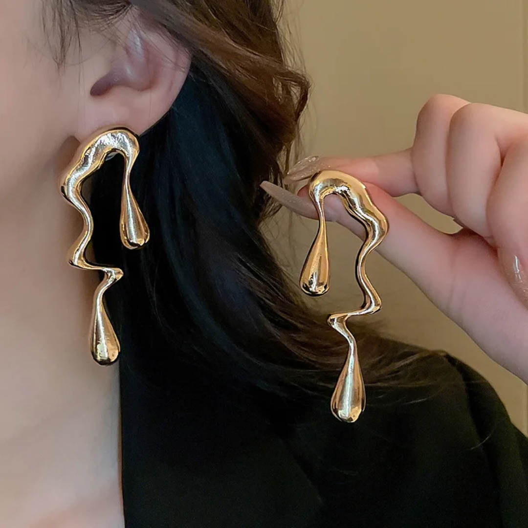 YU Fashions Irregular Creative Liquid water drop Vintage Gold Geometric Long Metal exaggerated Fashionable Korean earrings Pair