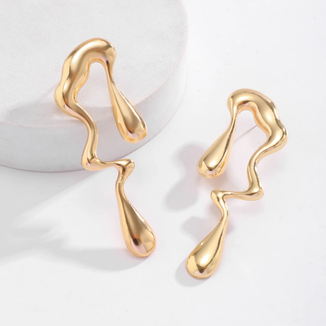YU Fashions Irregular Creative Liquid water drop Vintage Gold Geometric Long Metal exaggerated Fashionable Korean earrings Pair