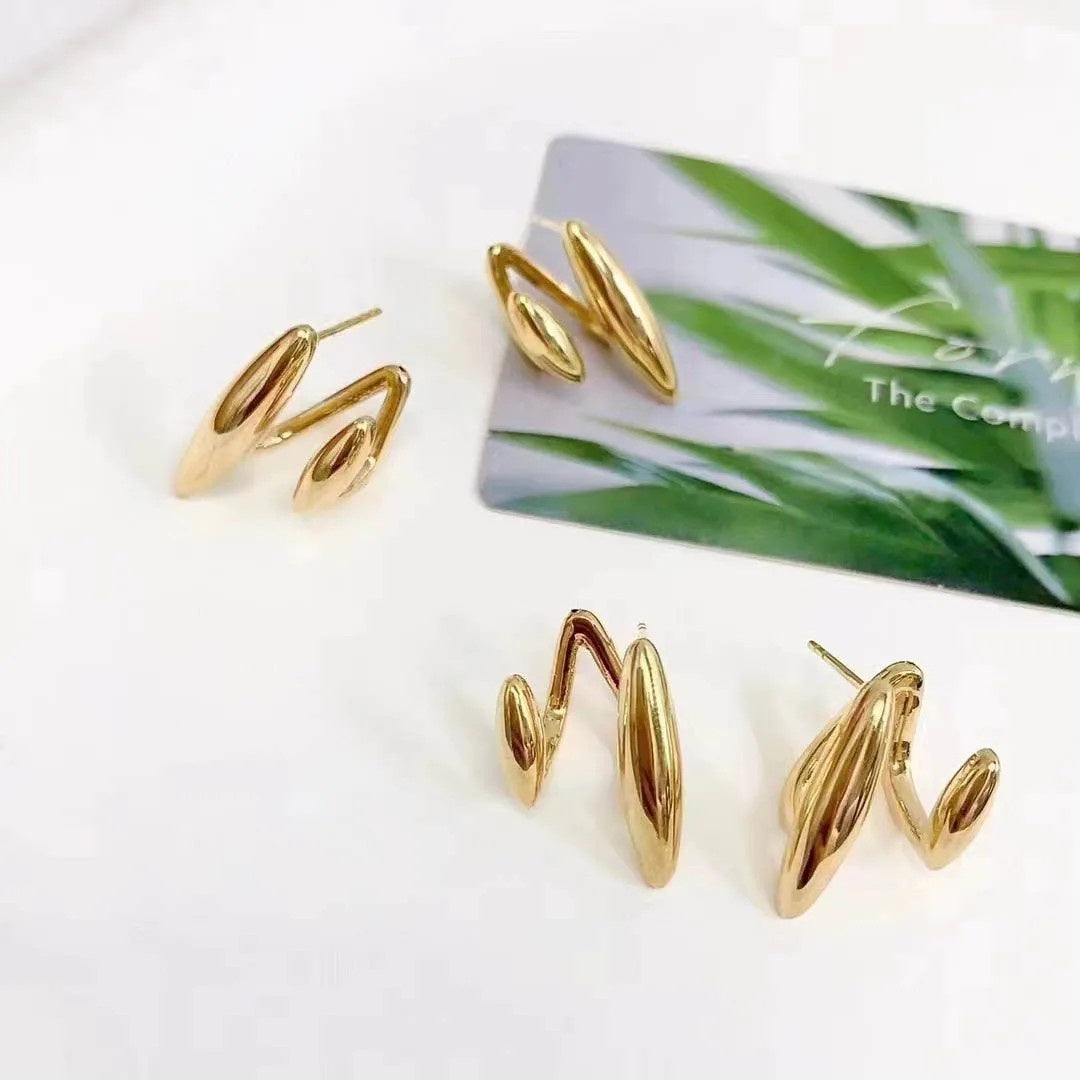 YU Fashions Cute Small Tear Drop Water drop stud Pawnable Double Leaf Korean Earrings Pair