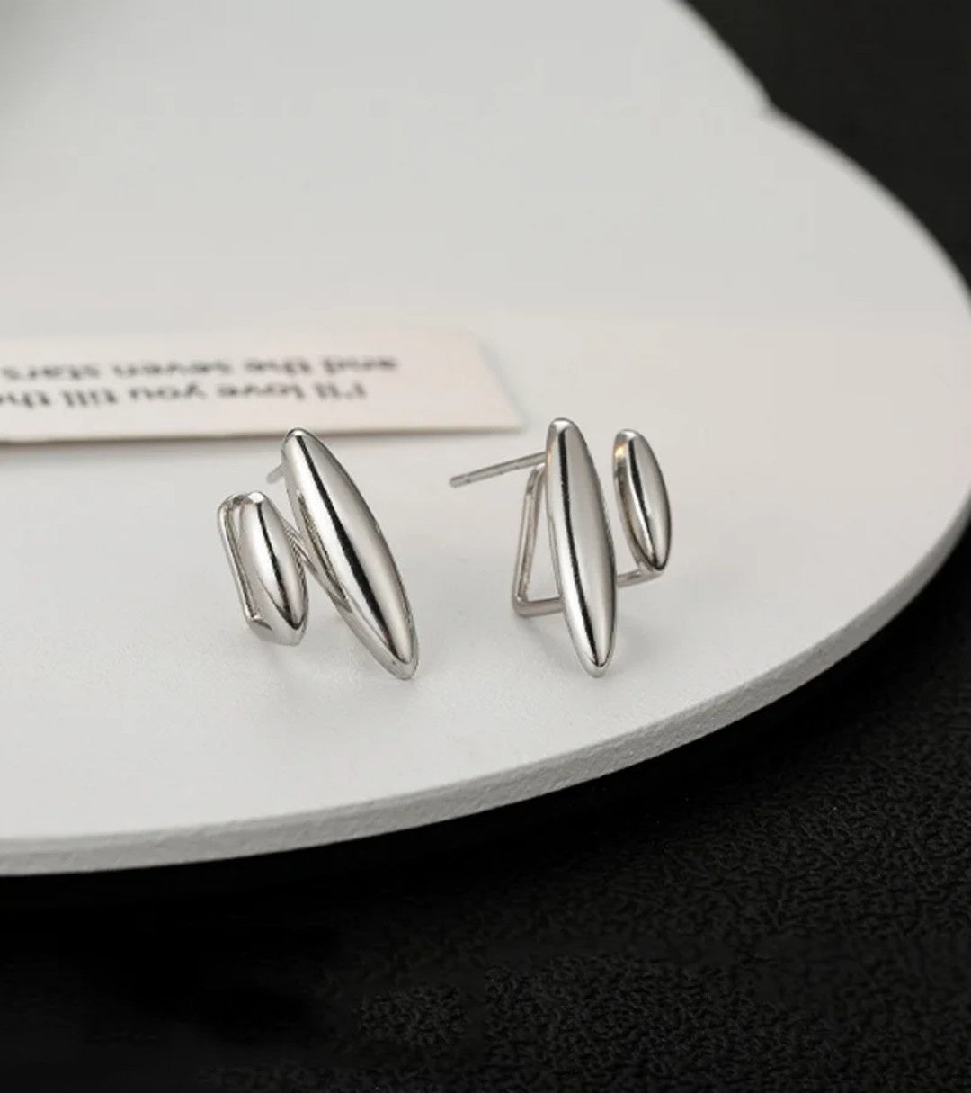 YU Fashions Cute Small Tear Drop Water drop stud Pawnable Double Leaf Korean Earrings Pair