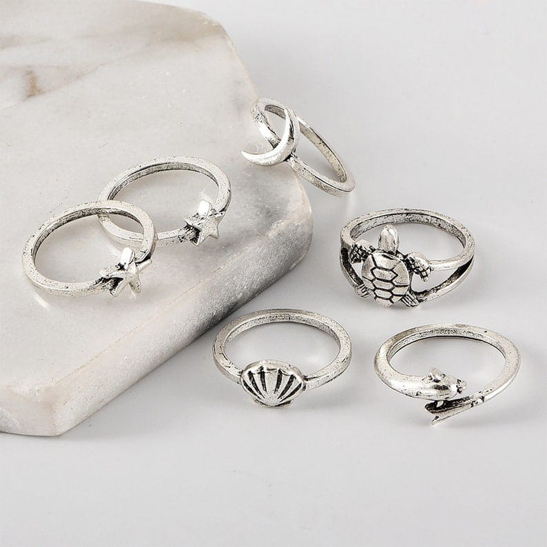 Yu Fashions Cute Beach, Dolphin, Turtle, Moon Star, Starfish Ring Set of 6