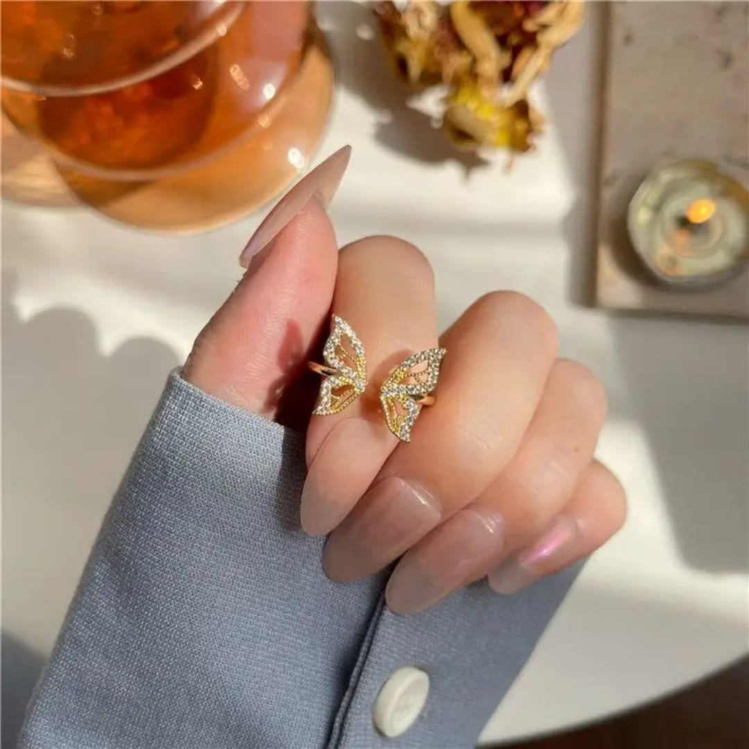 Yu Fashions Adjustable Butterfly High Fashion Rhinestone Korean Ring