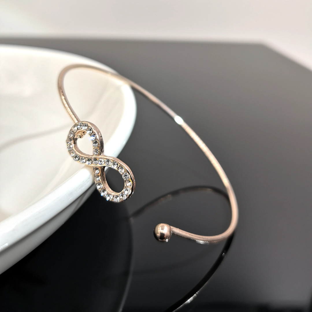Yu Fashions Rhinestone Infinity Golden Adjustable High Fashion Korean Bracelet