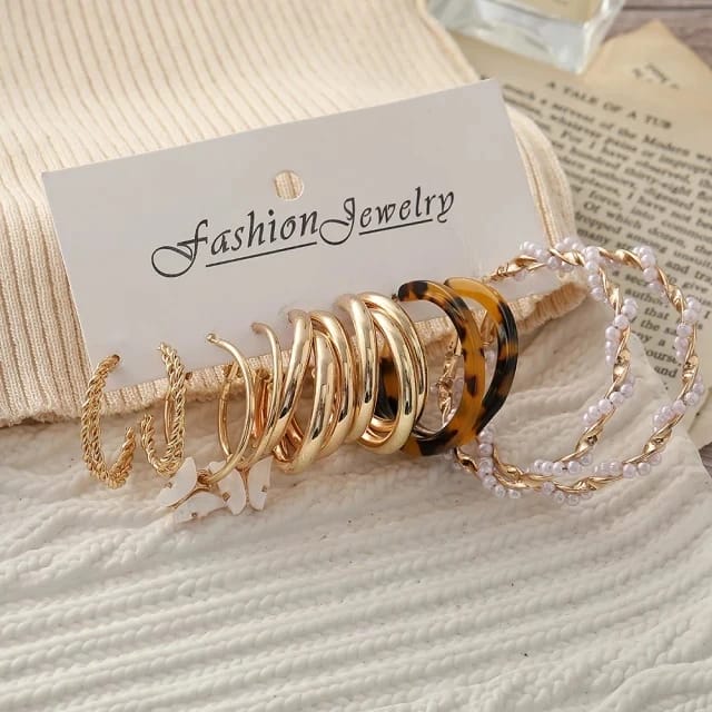 Stylish Animal Print Acrylic Golden Pearl Hoop Butterfly Earring Set of 5 Pairs For Women
