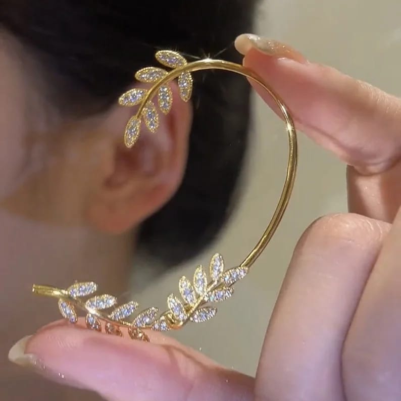 Yu Fashions Single Pc Flower Petal Earhook Crawler Korean Earring