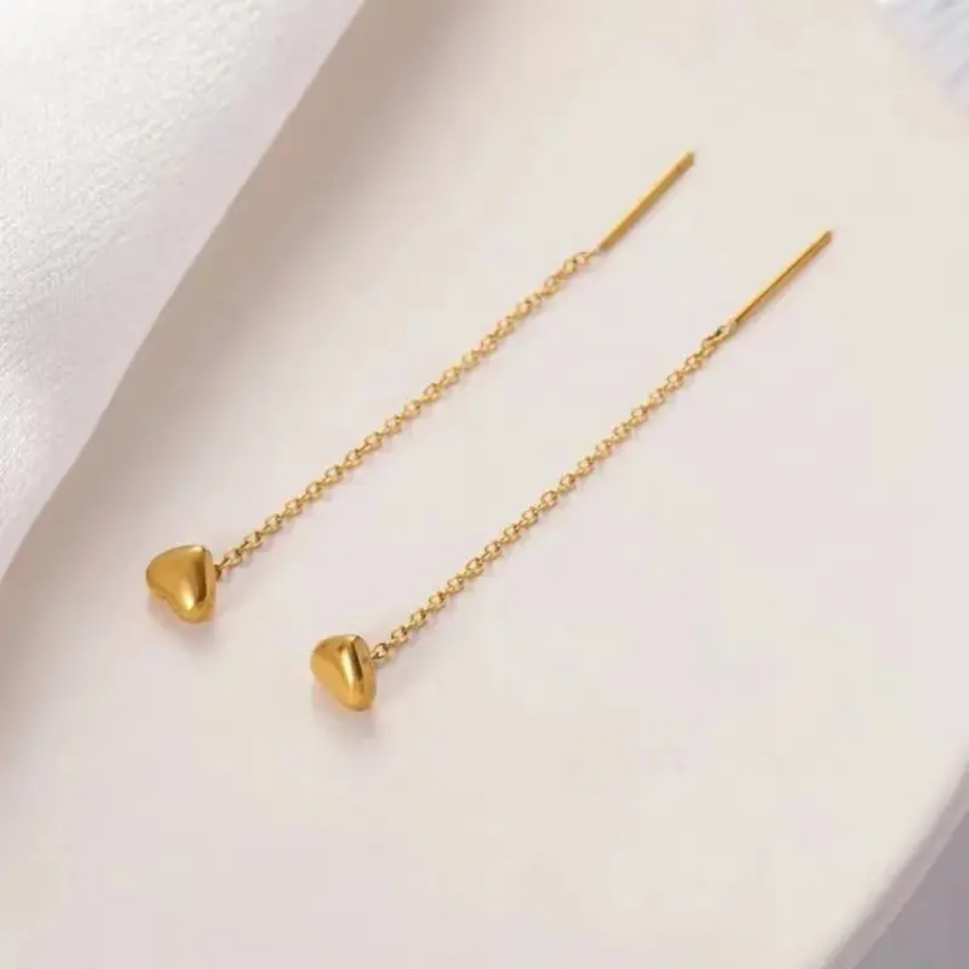 Yu Fashions Golden Cute Heart Needle Sleek Korean Earrings Pair