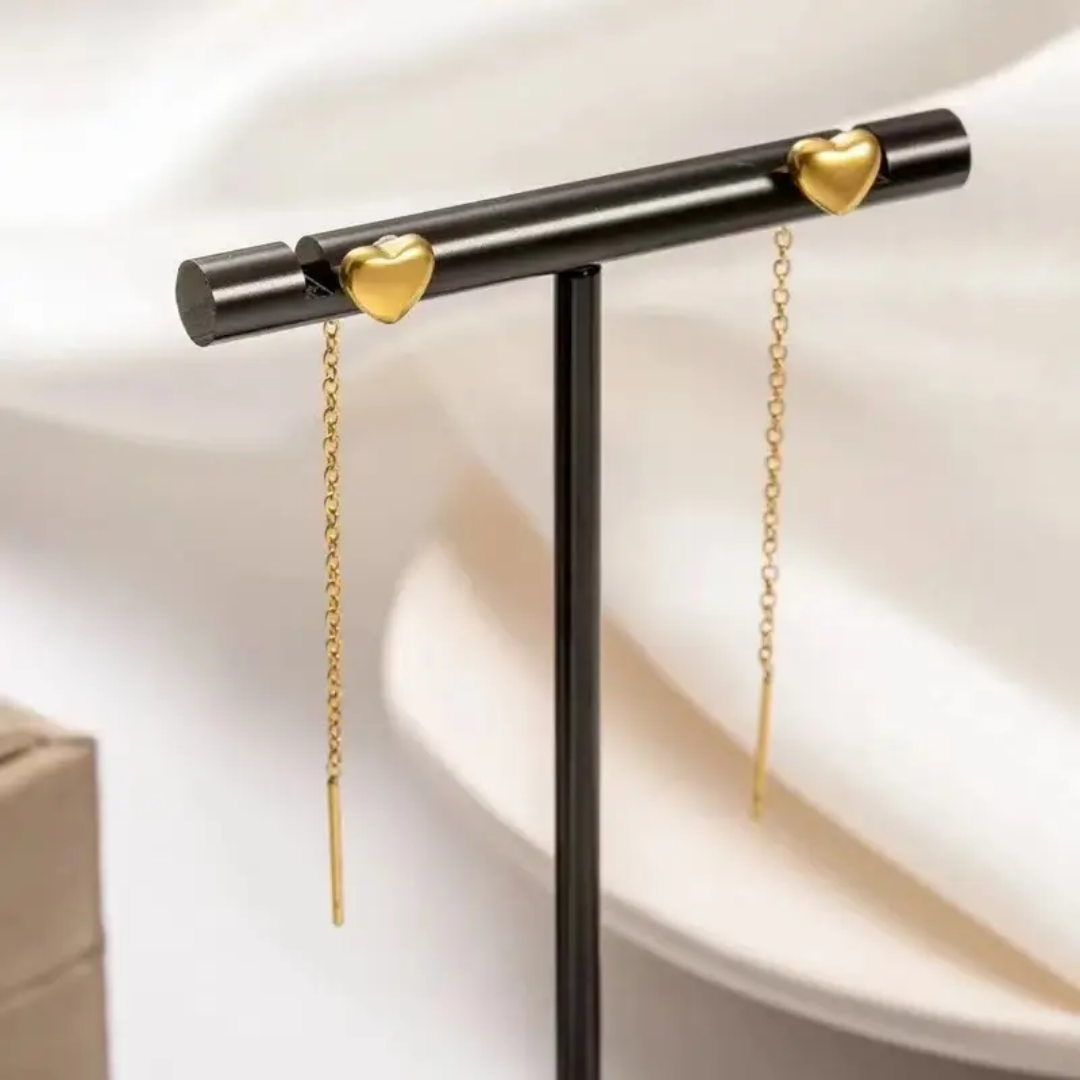 Yu Fashions Golden Cute Heart Needle Sleek Korean Earrings Pair