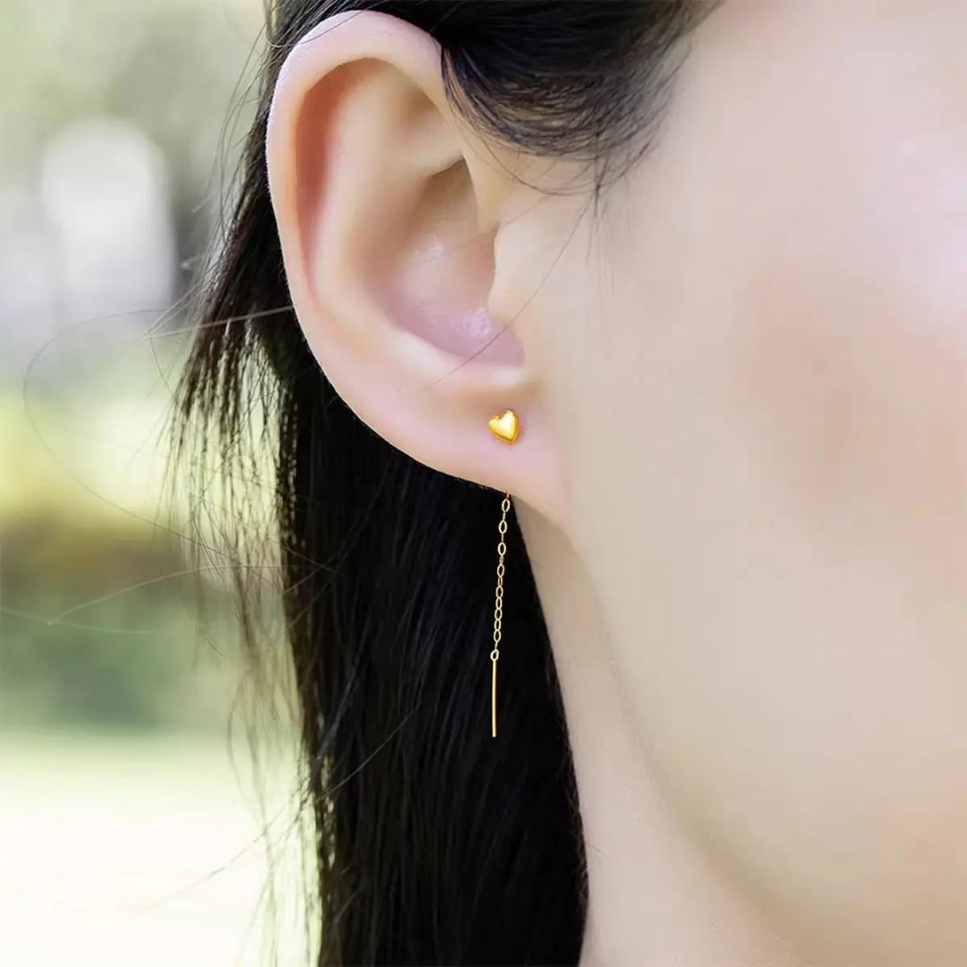 Yu Fashions Golden Cute Heart Needle Sleek Korean Earrings Pair