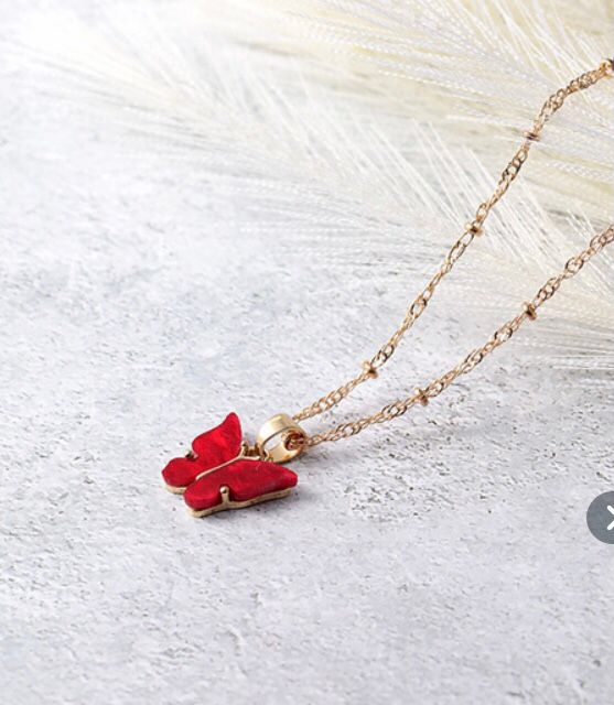 Yu Fashions Cute Butterfly Charm Pendent Korean Necklace
