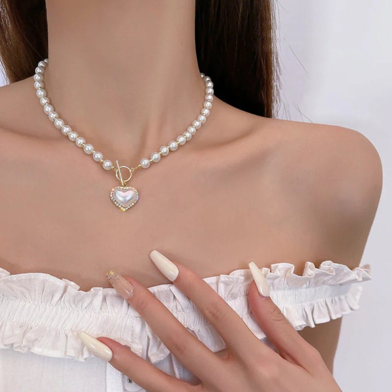 Yu Fashions Rhinestone Pearl Heart Pendent Necklace Pearl Chain