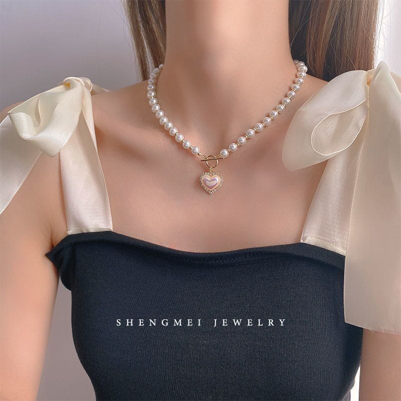Yu Fashions Rhinestone Pearl Heart Pendent Necklace Pearl Chain