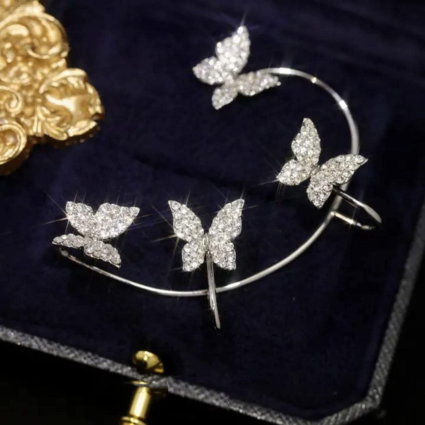 Yu Fashions Rhinestone Butterfly Charm Single Pc Earhook Ear Crawler Korean Earring