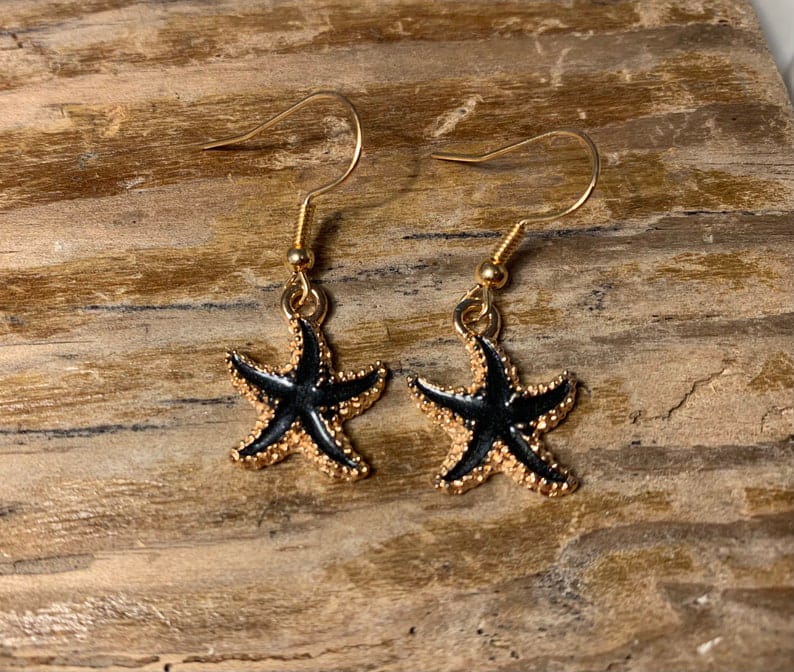Yu Fashions Starfish Cute Korean Earrings Pair