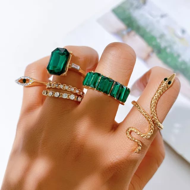 Yu Fashions Green Emerald Stones Snake animal Evil Eye Ring Set of 6