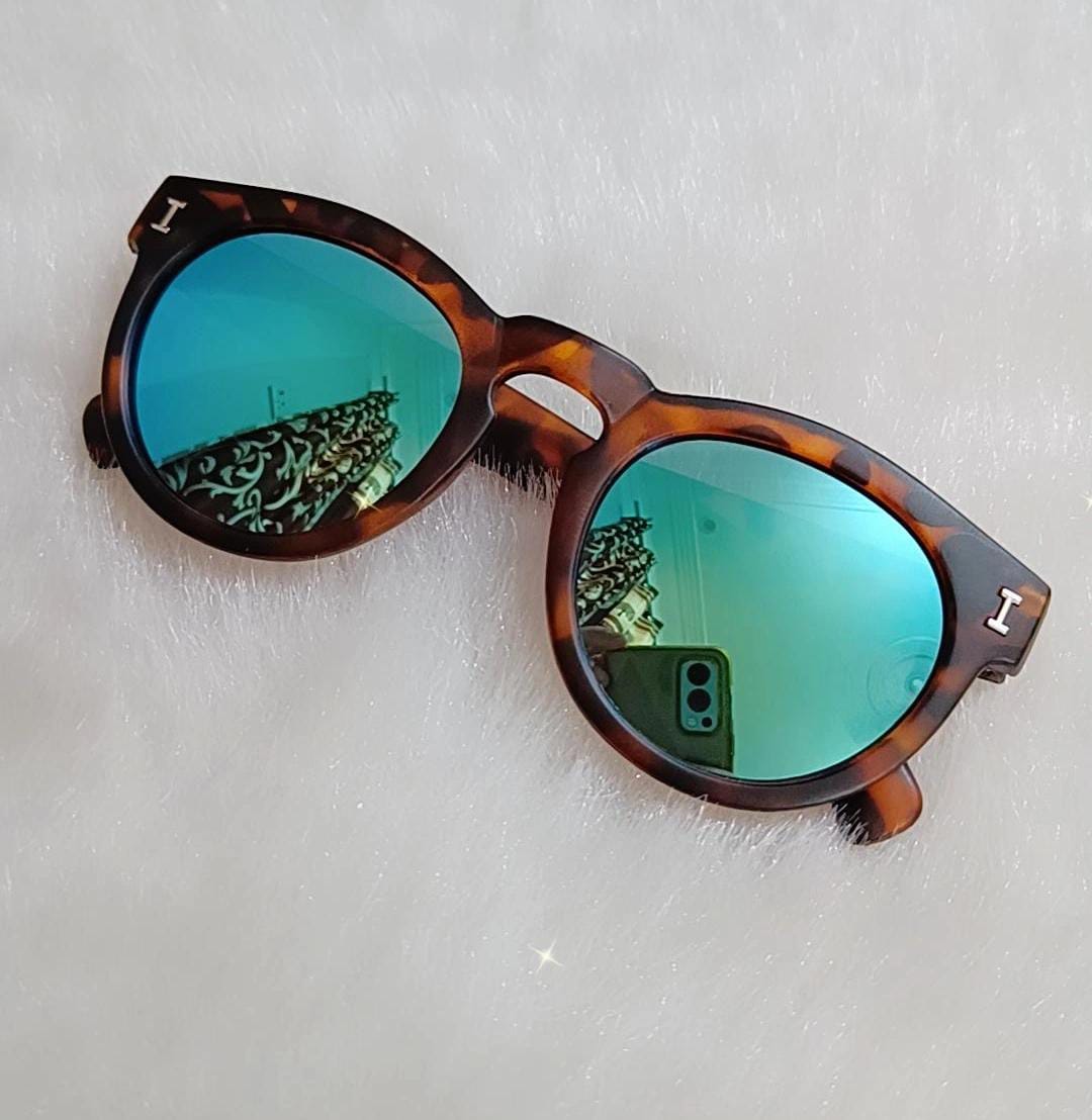 YU Fashion Cute UV Protected Classy High Fashion Kids Sunglasses