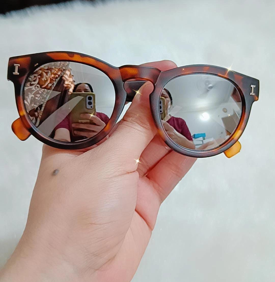 YU Fashion Cute UV Protected Classy High Fashion Kids Sunglasses