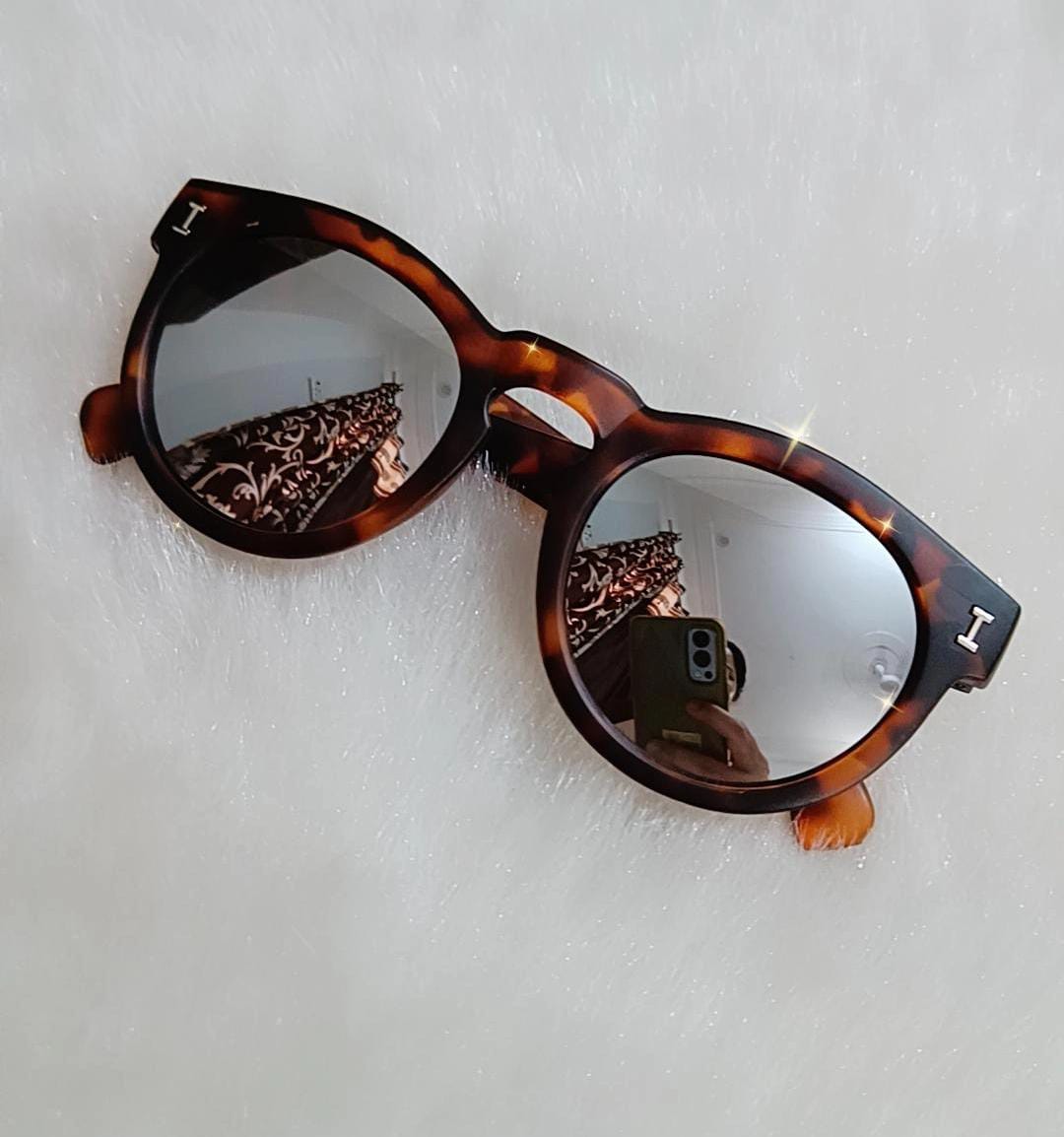 YU Fashion Cute UV Protected Classy High Fashion Kids Sunglasses