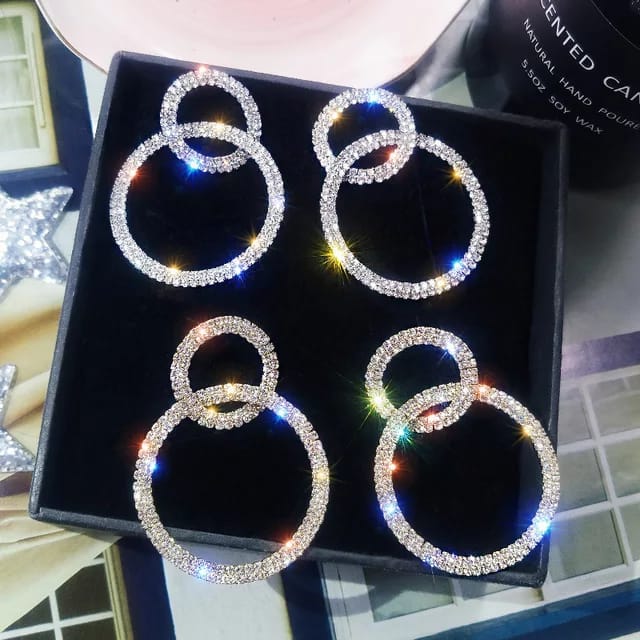 Yu Fashions Rhinestone Dual Circle High Fashion Korean Earrings Pair