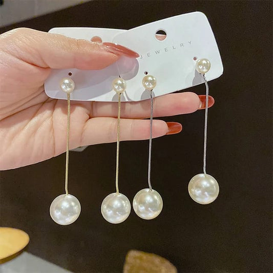 Yu Fashions Cute Pearl Drop Korean Earrings Pair