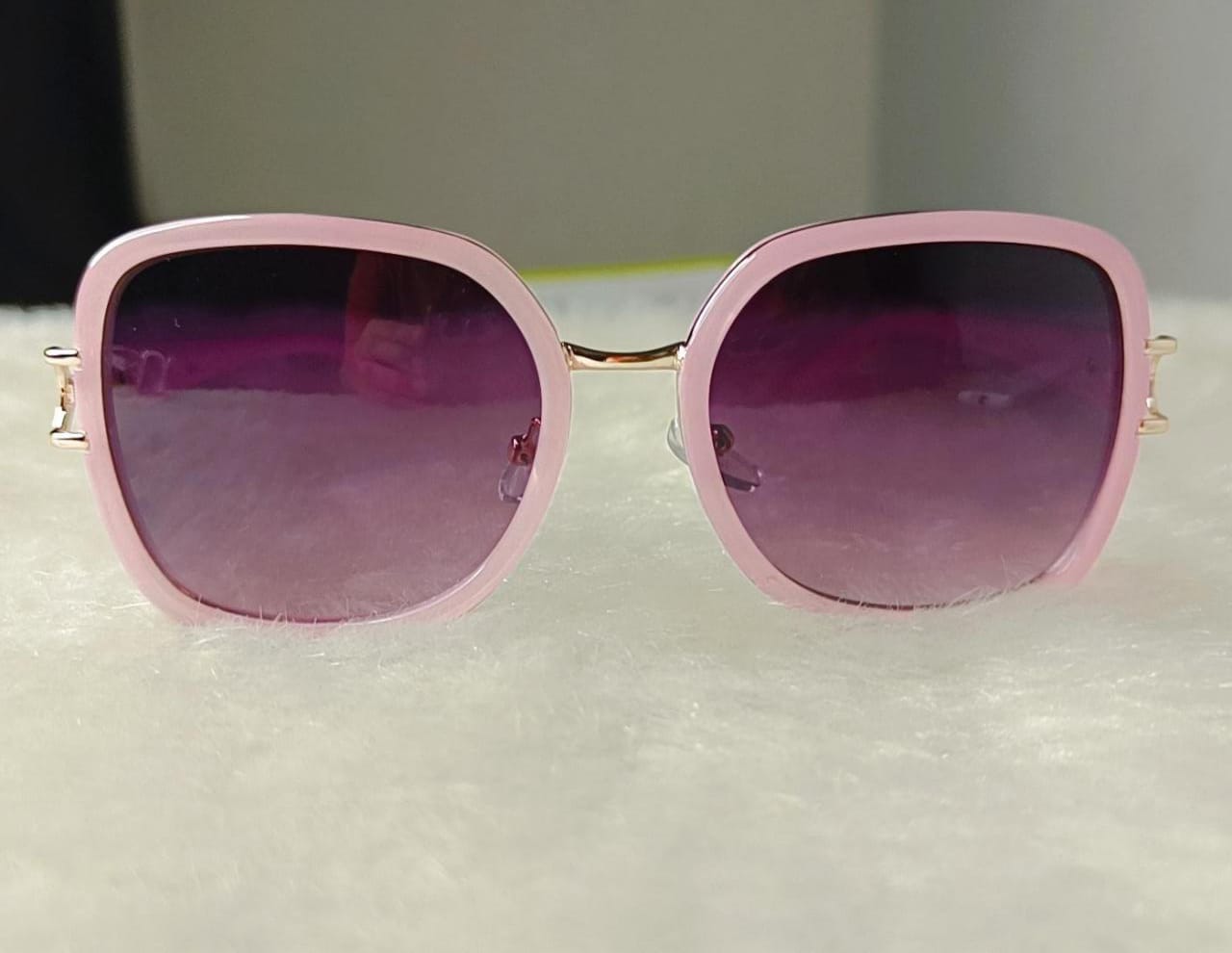 Yu Fashions Square Shaped High Fashion UV Protected Korean Sunglasses