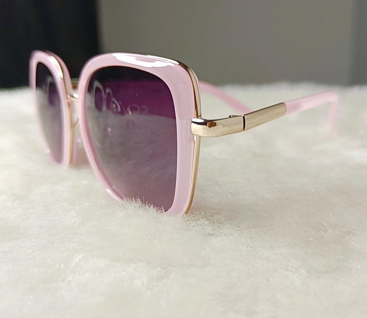 Yu Fashions Square Shaped High Fashion UV Protected Korean Sunglasses
