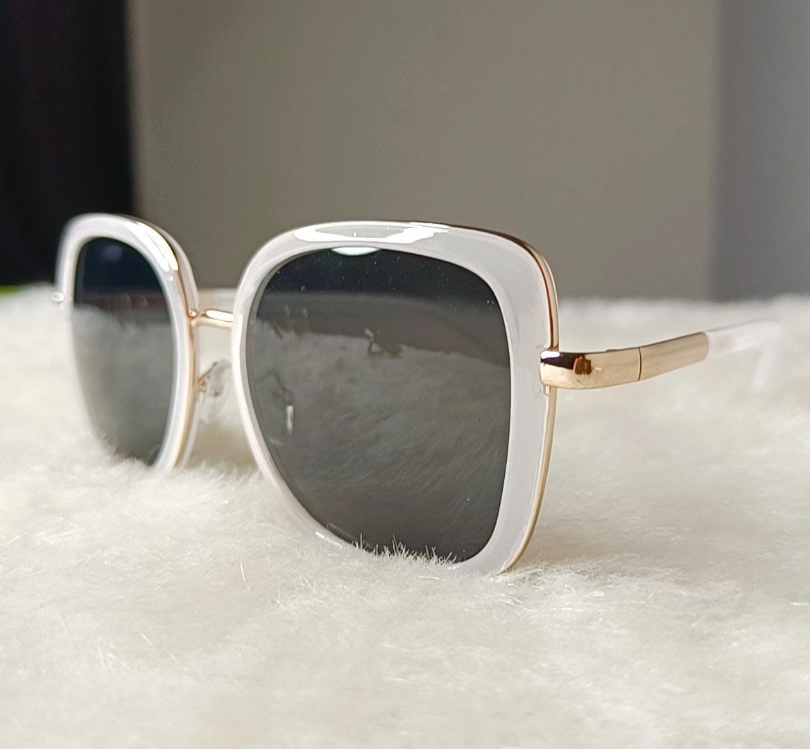 Yu Fashions Square Shaped High Fashion UV Protected Korean Sunglasses