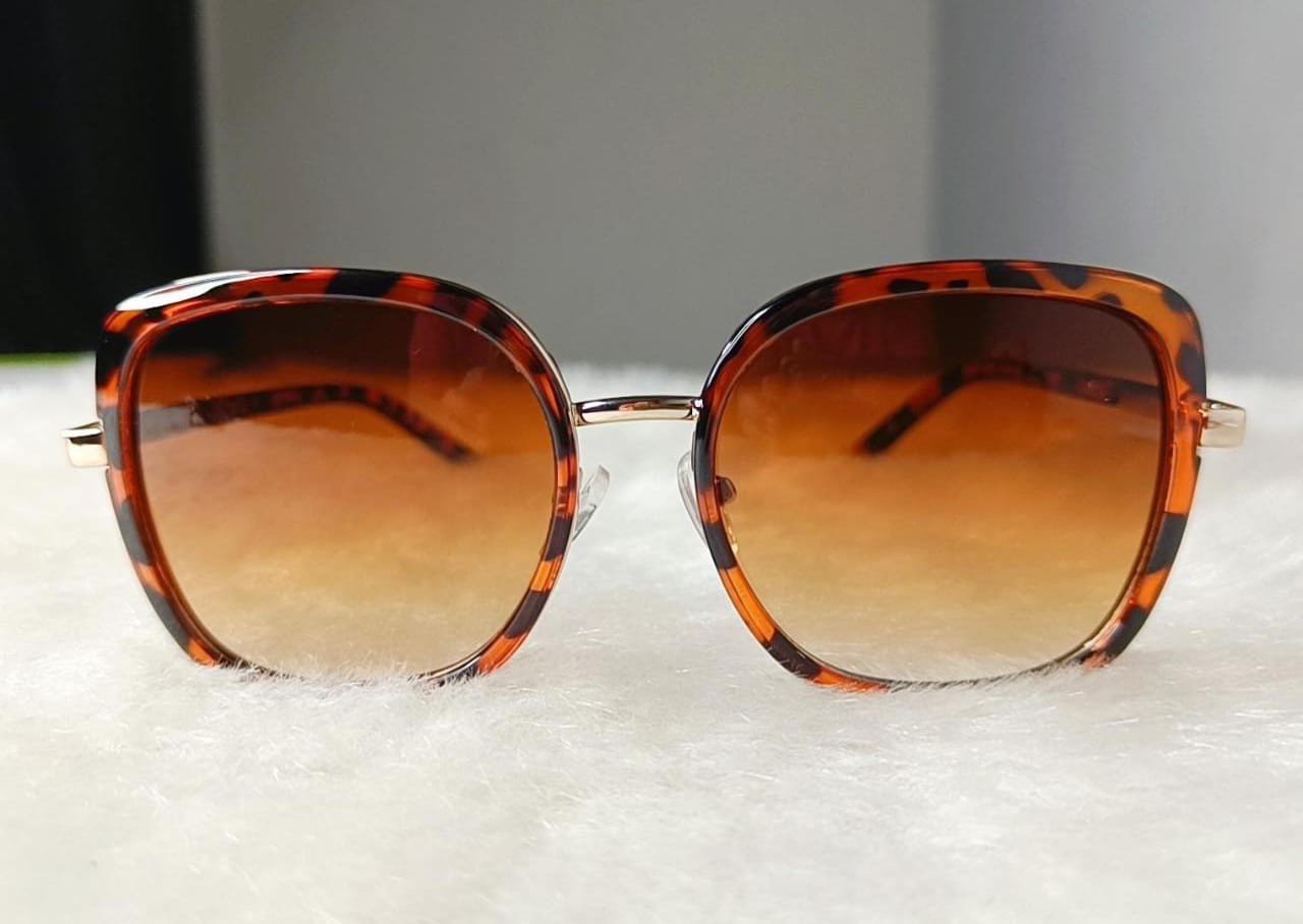 Yu Fashions Square Shaped High Fashion UV Protected Korean Sunglasses