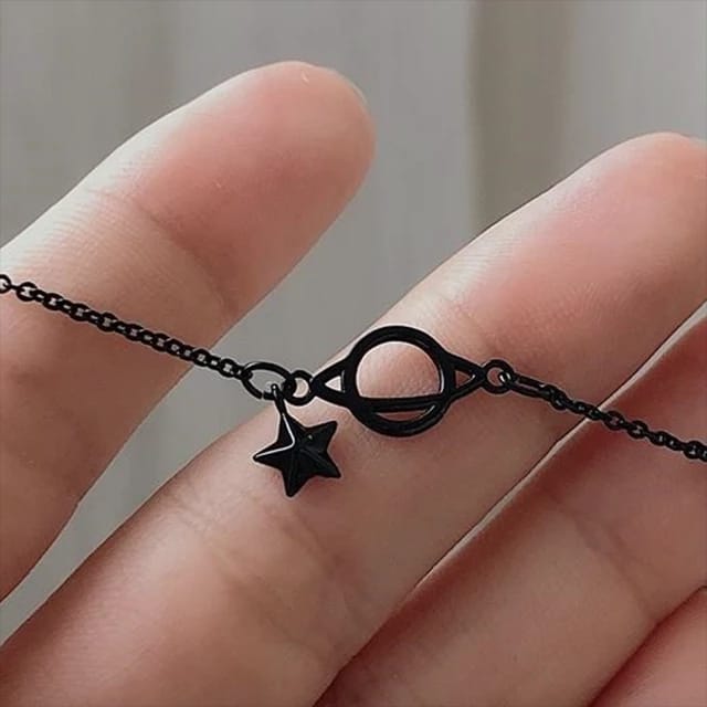Yu Fashions Black Star World Globe Korean Bracelet