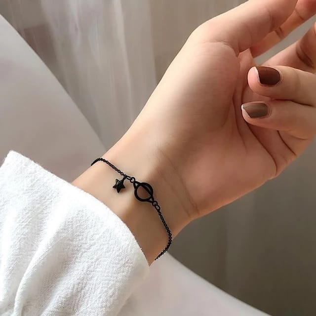 Yu Fashions Black Star World Globe Korean Bracelet