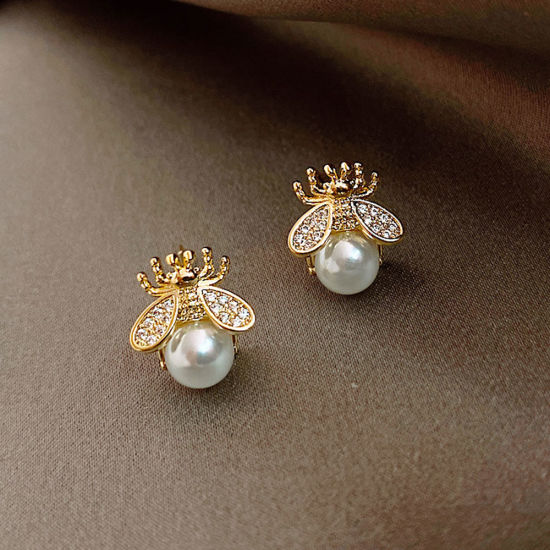 Yu Fashions Insect Bee Cute Golden Rhinestone Korean Earrings Pair