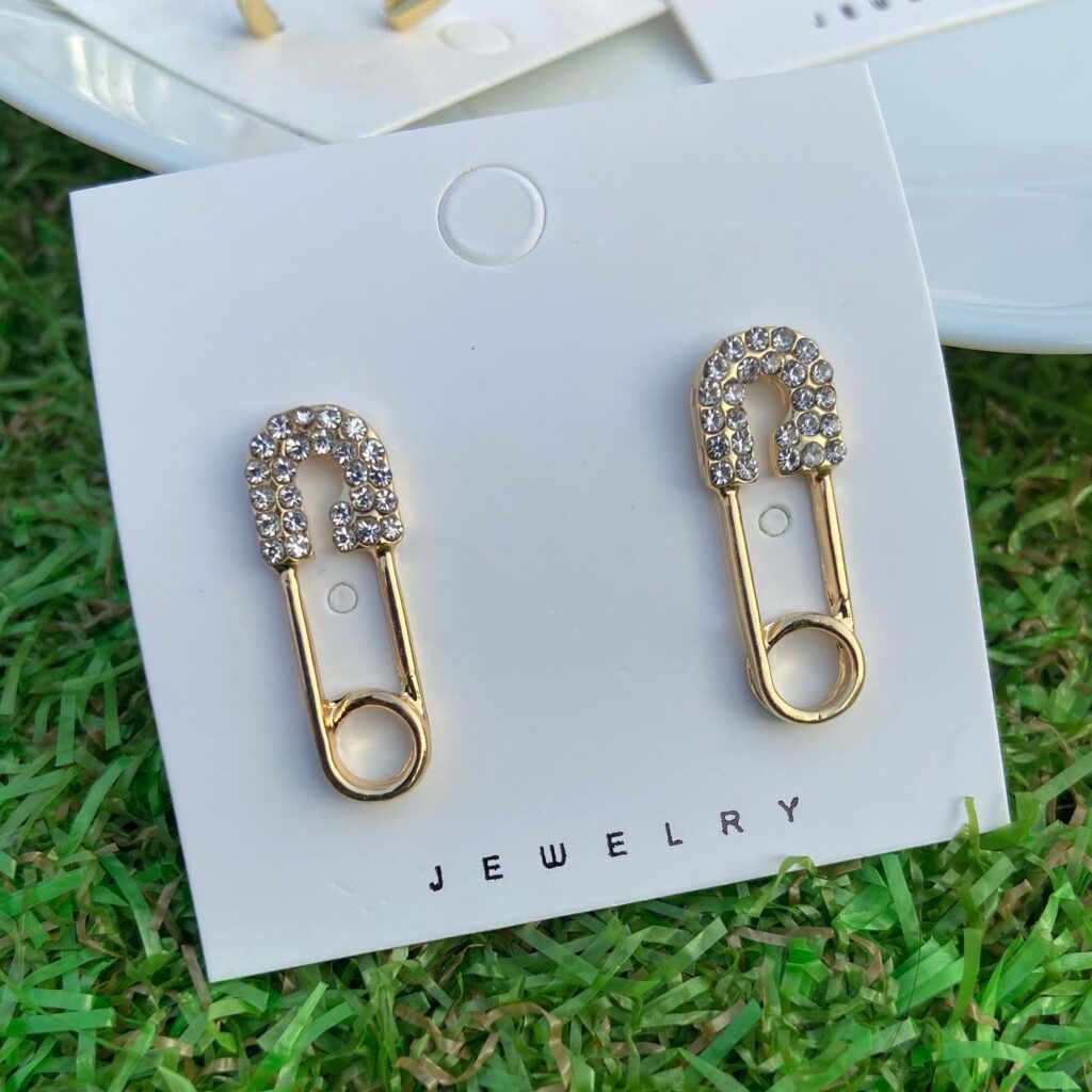 Yu Fashions Rhinestone Safety Pin Korean Earrings Pair