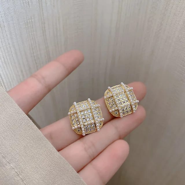 Yu Fashions Square Shaped Pearl Rhinestone High Fashion Korean earrings Pair