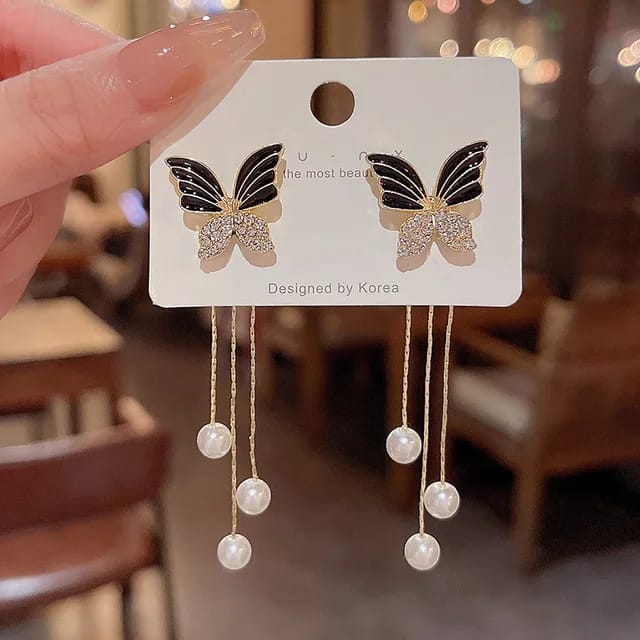 Yu Fashions Black Butterfly High Fashion Pearl Tassel Korean Earrings Pair