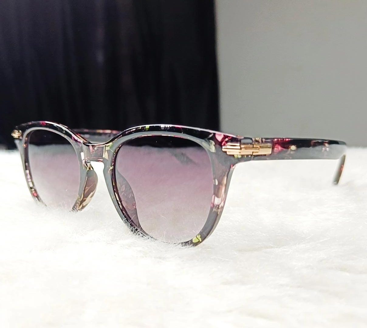 Yu Fashions High Fashion Edgy Classy UV Protcted Korean Sunglasses