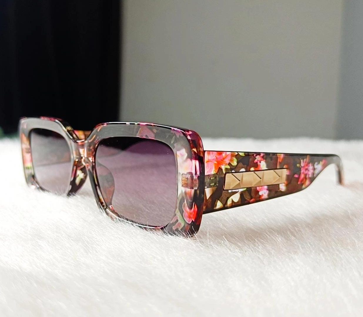Yu Fashions High Fashion Edgy Classy UV Protcted Korean Sunglasses