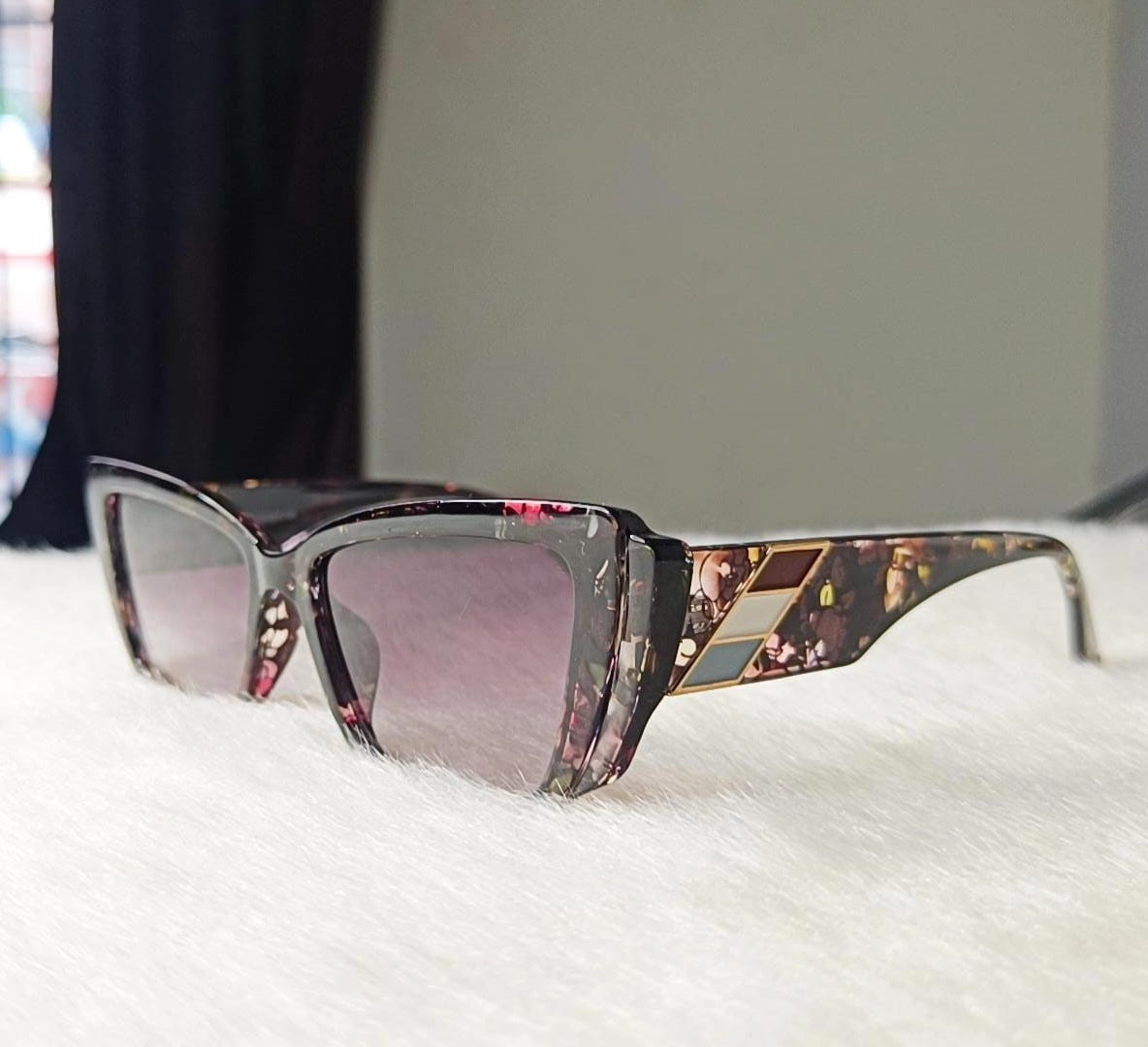 Yu Fashions High Fashion Edgy Classy UV Protcted Korean Sunglasses