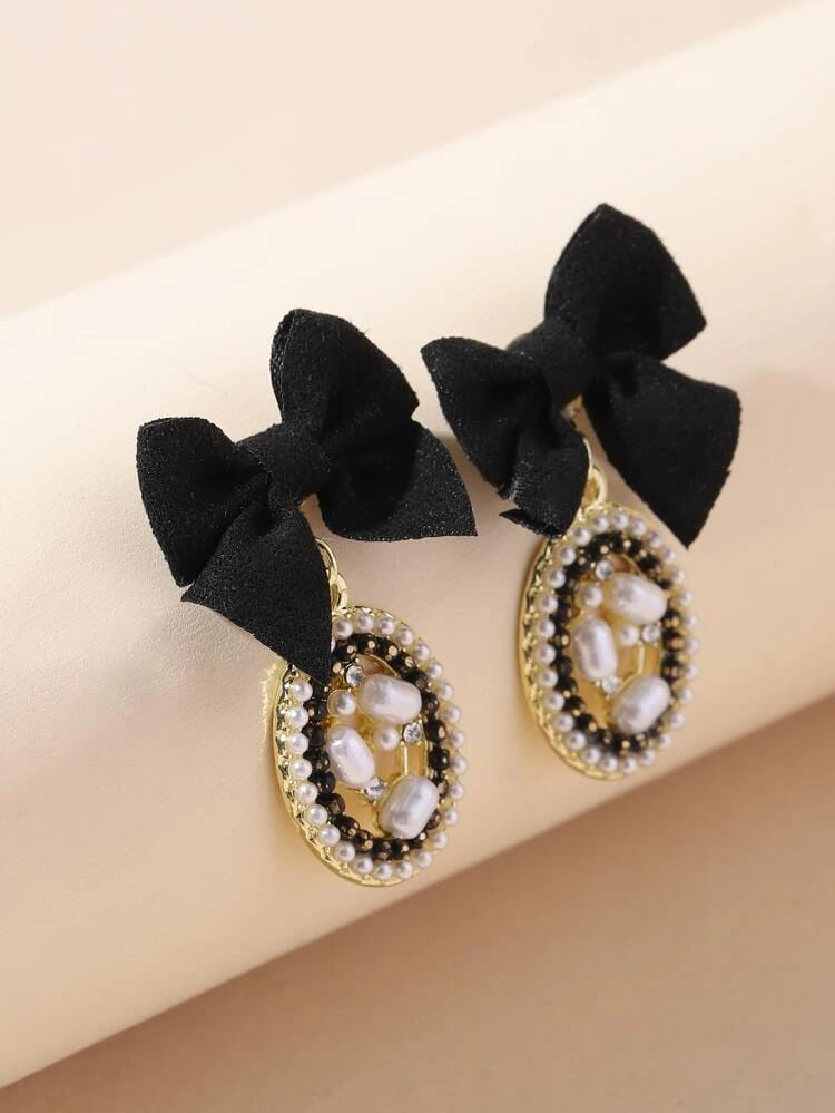 Yu Fashions Black Velvet Bow Knot Vintage High Fashion Korean earrings Earring pair