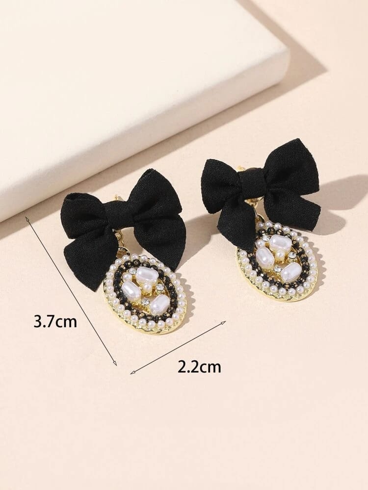 Yu Fashions Black Velvet Bow Knot Vintage High Fashion Korean earrings Earring pair