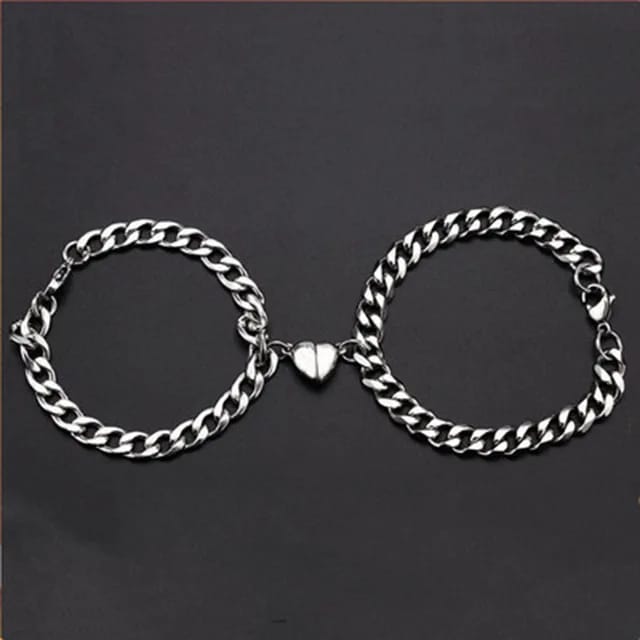 Yu Fashions Magnetic Couple Bracelets For Lover Men Women Love Chain Link Bangle Charm Bracelet