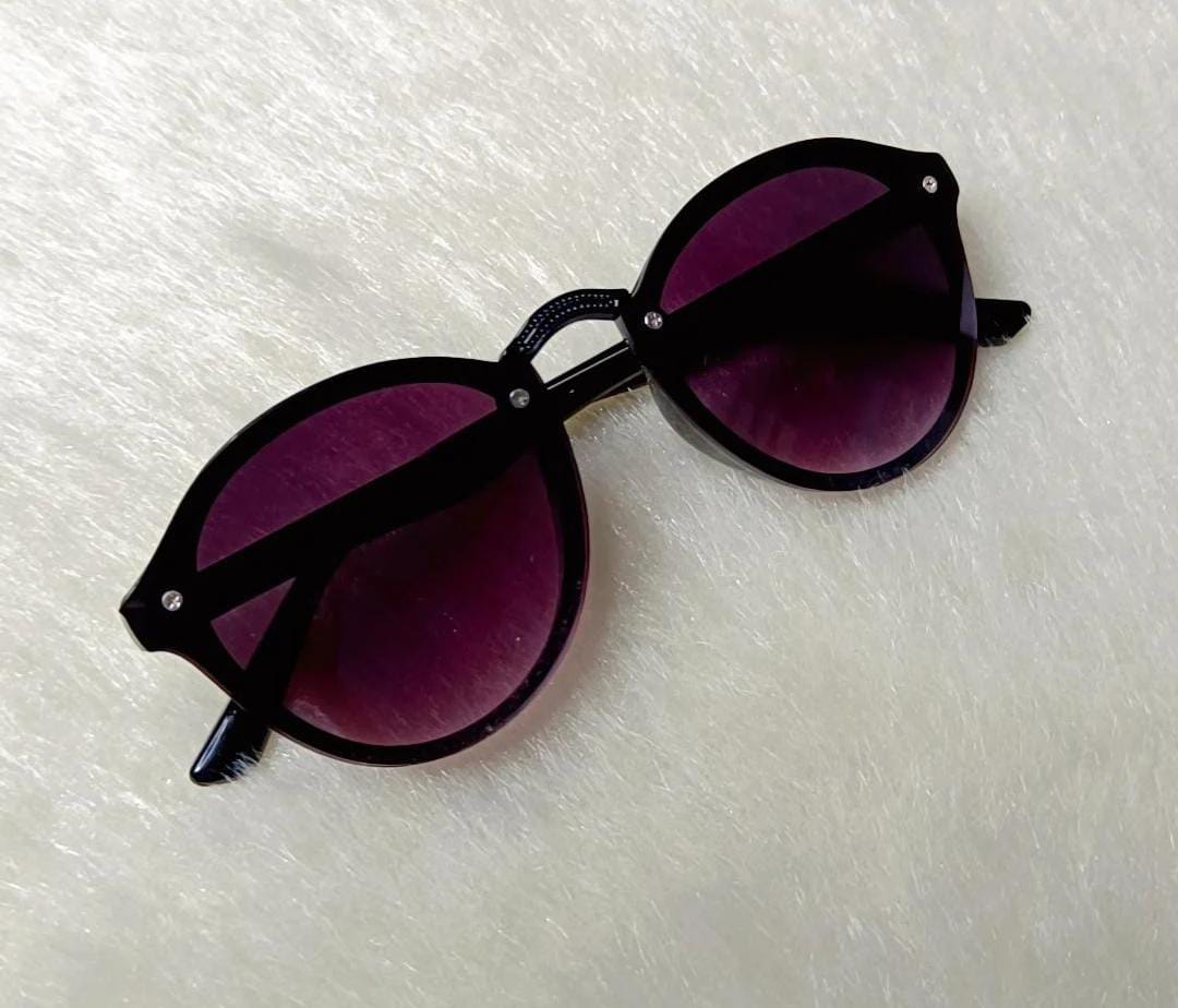 Yu Fashions High Fashion Edgy Classy UV Protcted Korean Sunglasses Deal