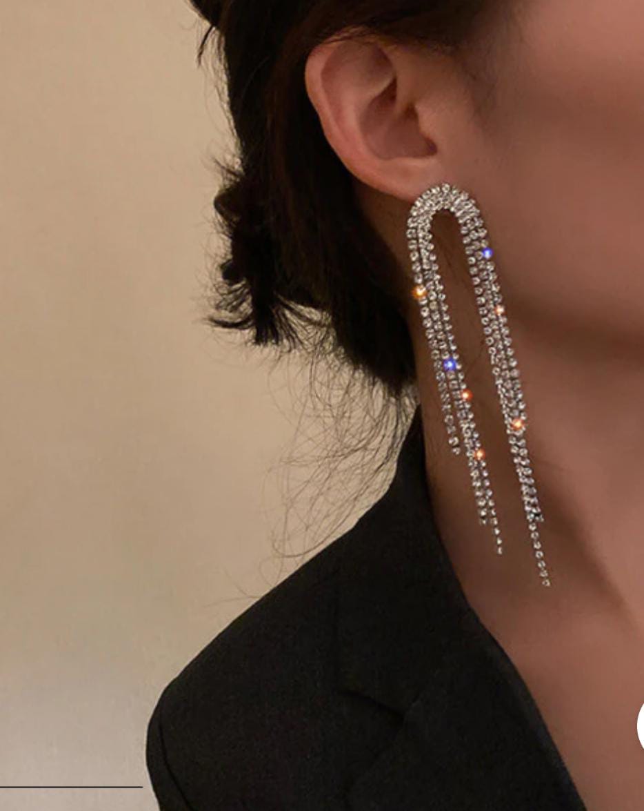 Yu Fashions High Fashion Trend Rhinestone Tassel Korean Earrings Pair