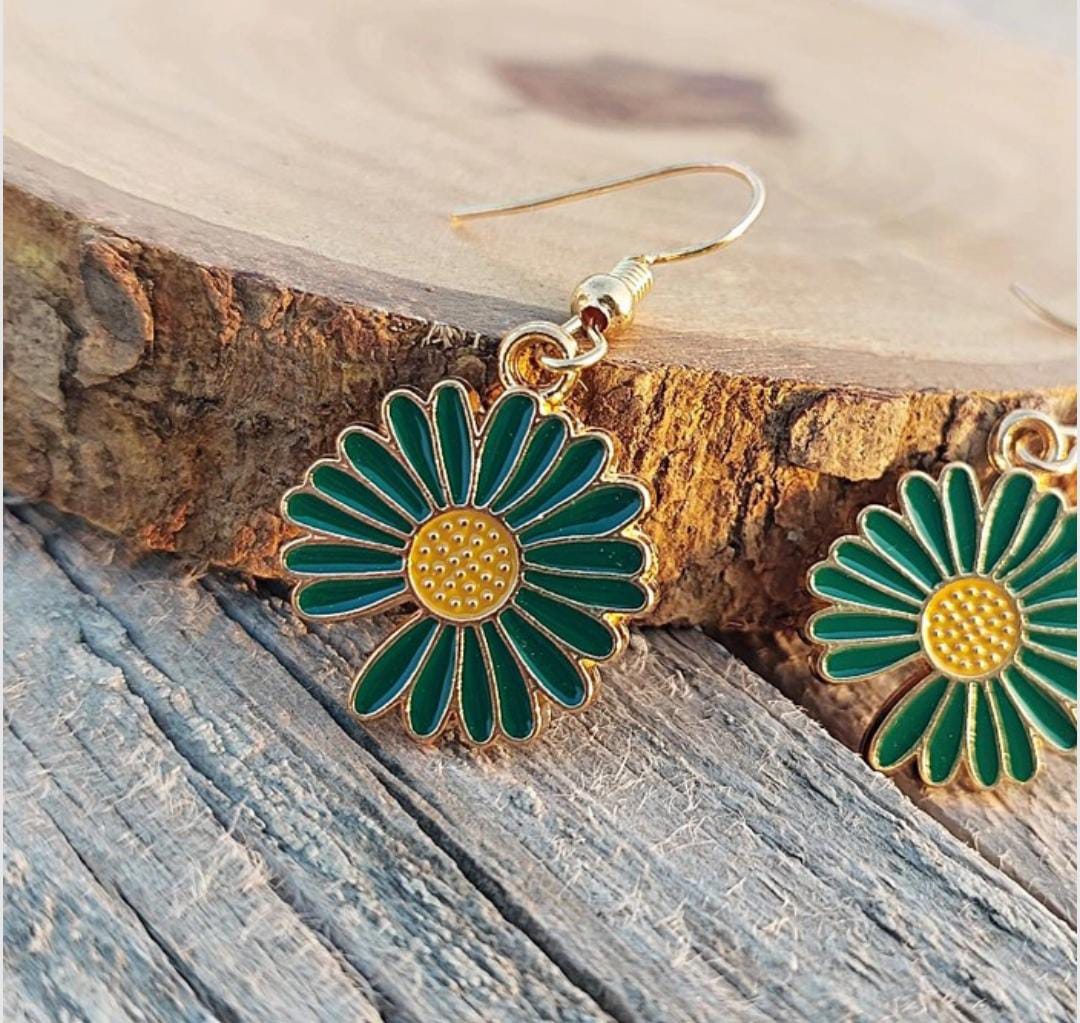 Yu Fashions Summer Sunflower Floral Cute Korean Earrings Pair