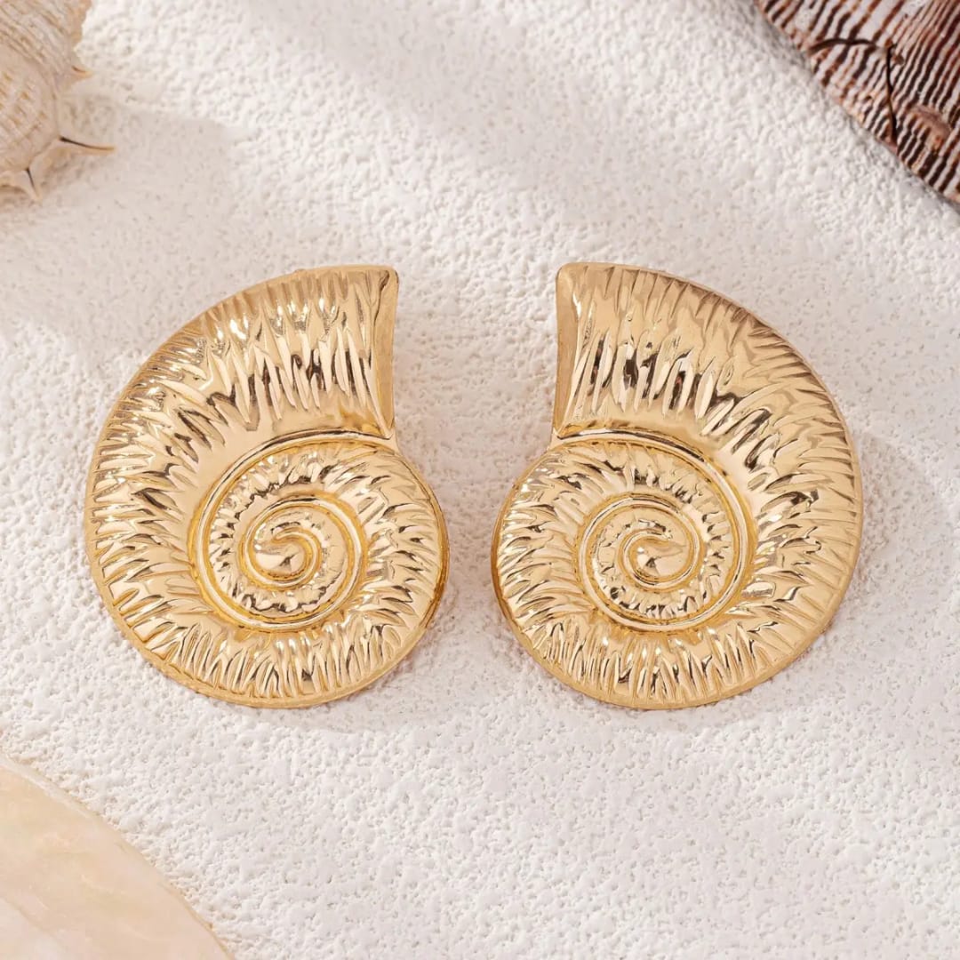 Yu Fashions Golden Ocean SeaShell Marine Beach Large Textured Snail Geometric Korean Statement Earring
