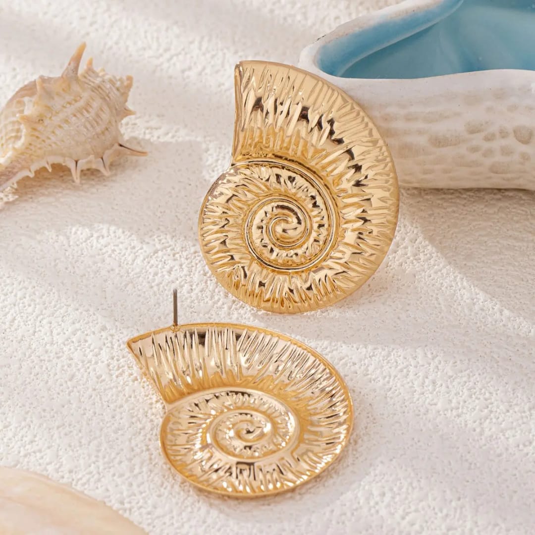 Yu Fashions Golden Ocean SeaShell Marine Beach Large Textured Snail Geometric Korean Statement Earring