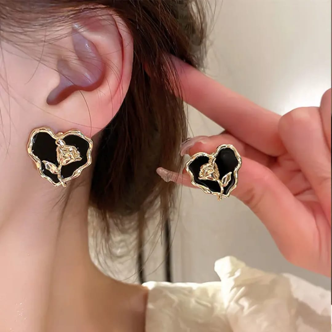 Yu Fashions Black Heart Rose Flower Enemalled High Fashion Korean earrings