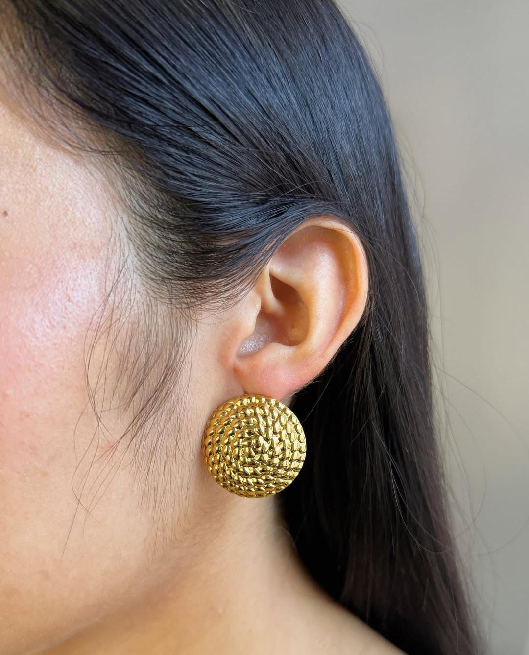 Yu Fashions Round Shaped High Fashion Anti Tarnish Waterproof Korean Earrings