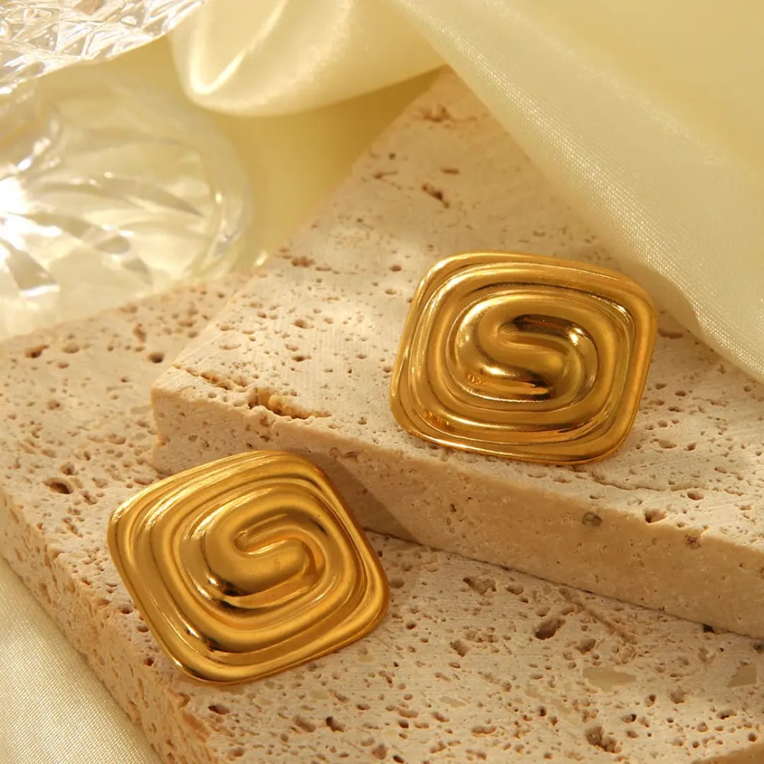 Yu Fashions Melted Square Shaped Zig Zag Anti Tarnish waterproof Korean earrings