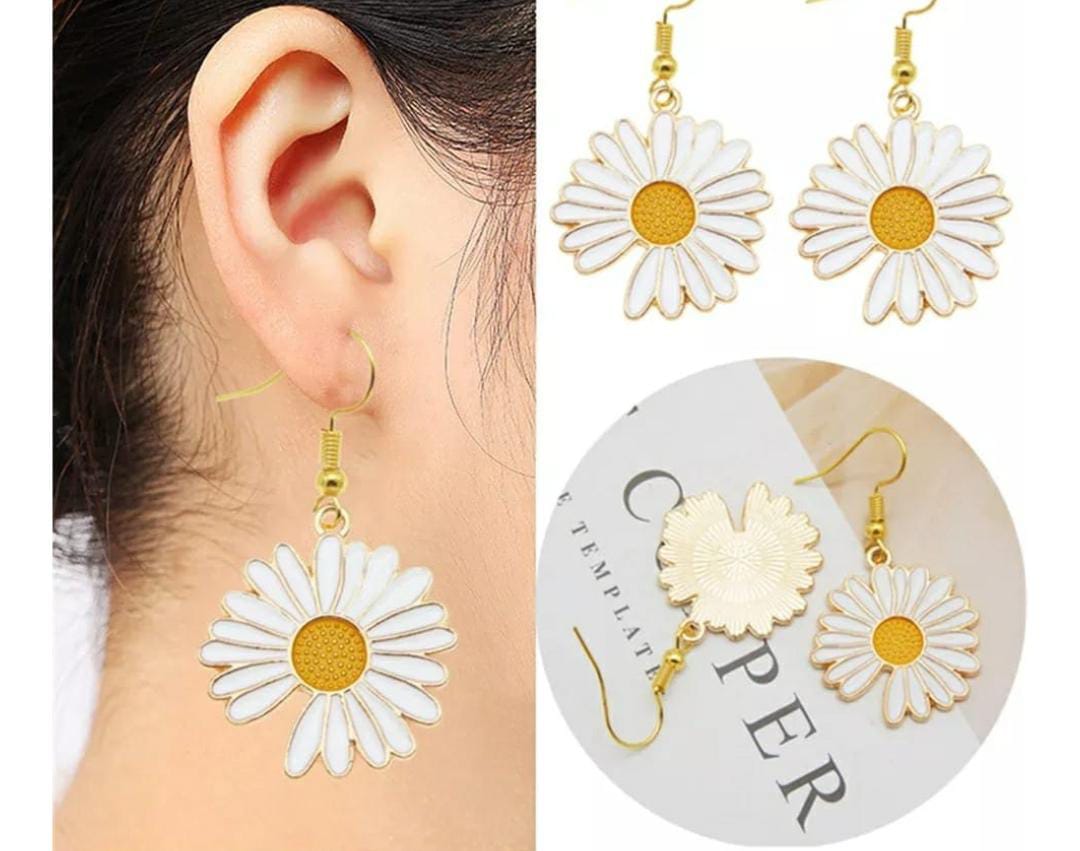 Yu Fashions Summer Sunflower Floral Cute Korean Earrings Pair